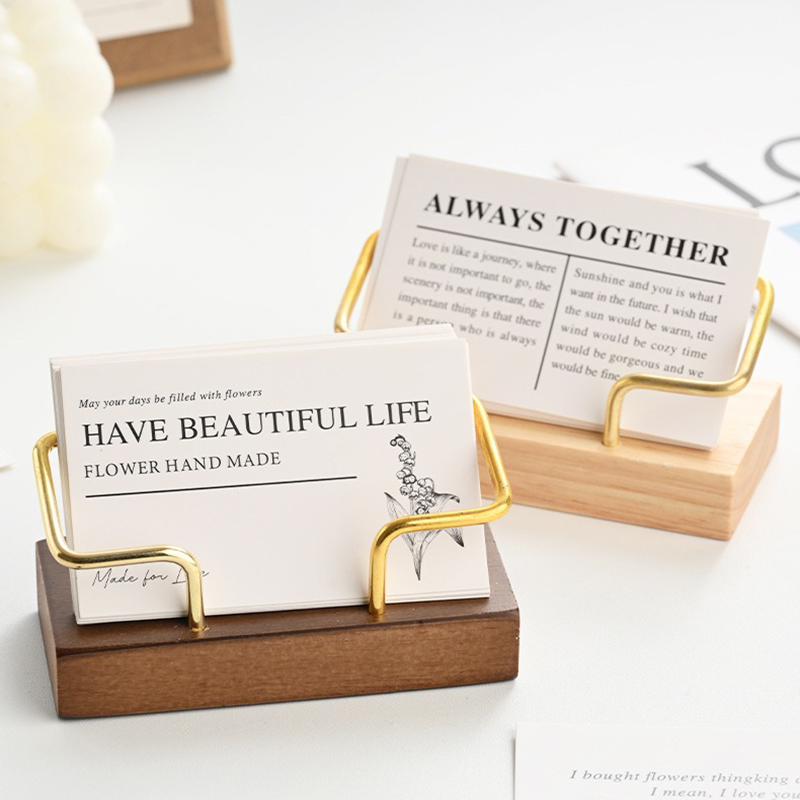 Wooden Business Card Holder Me - Desk Setup Wood のレビューと価格
