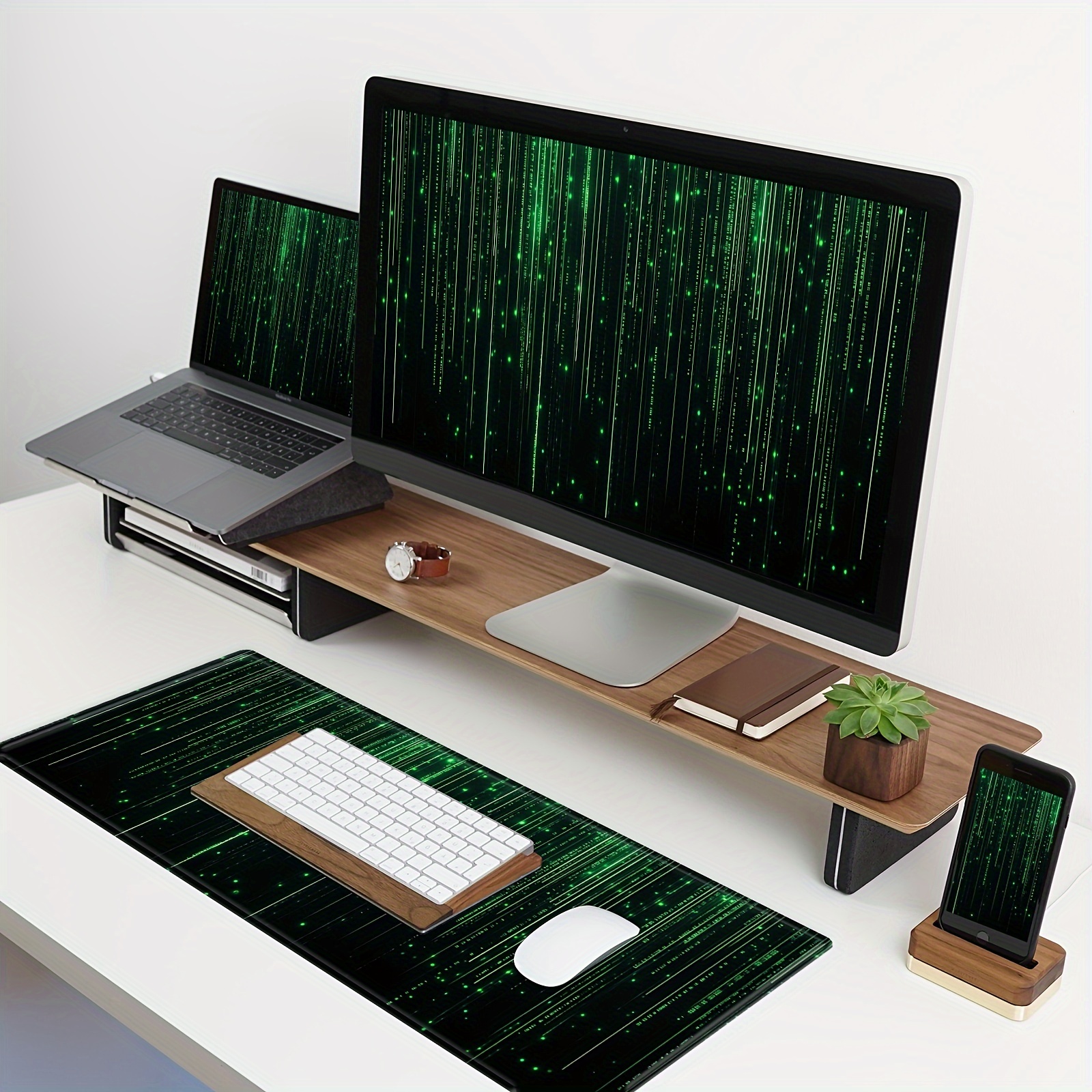 Large Green Code Gaming Mouse  - Desk Setup Or Set Up のレビューと価格