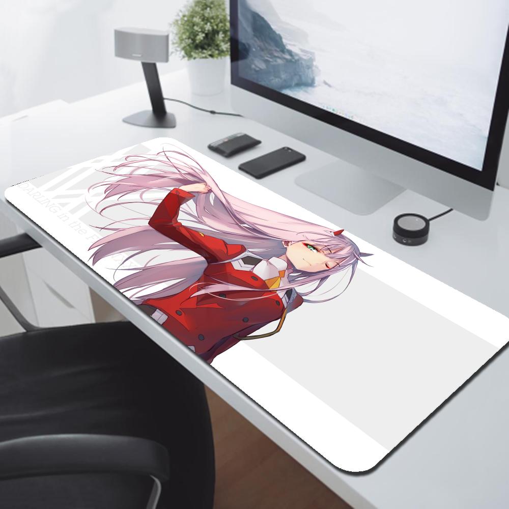 Large XXL Anime Pink Hair Girl - Desk Setup Pink のレビューと価格