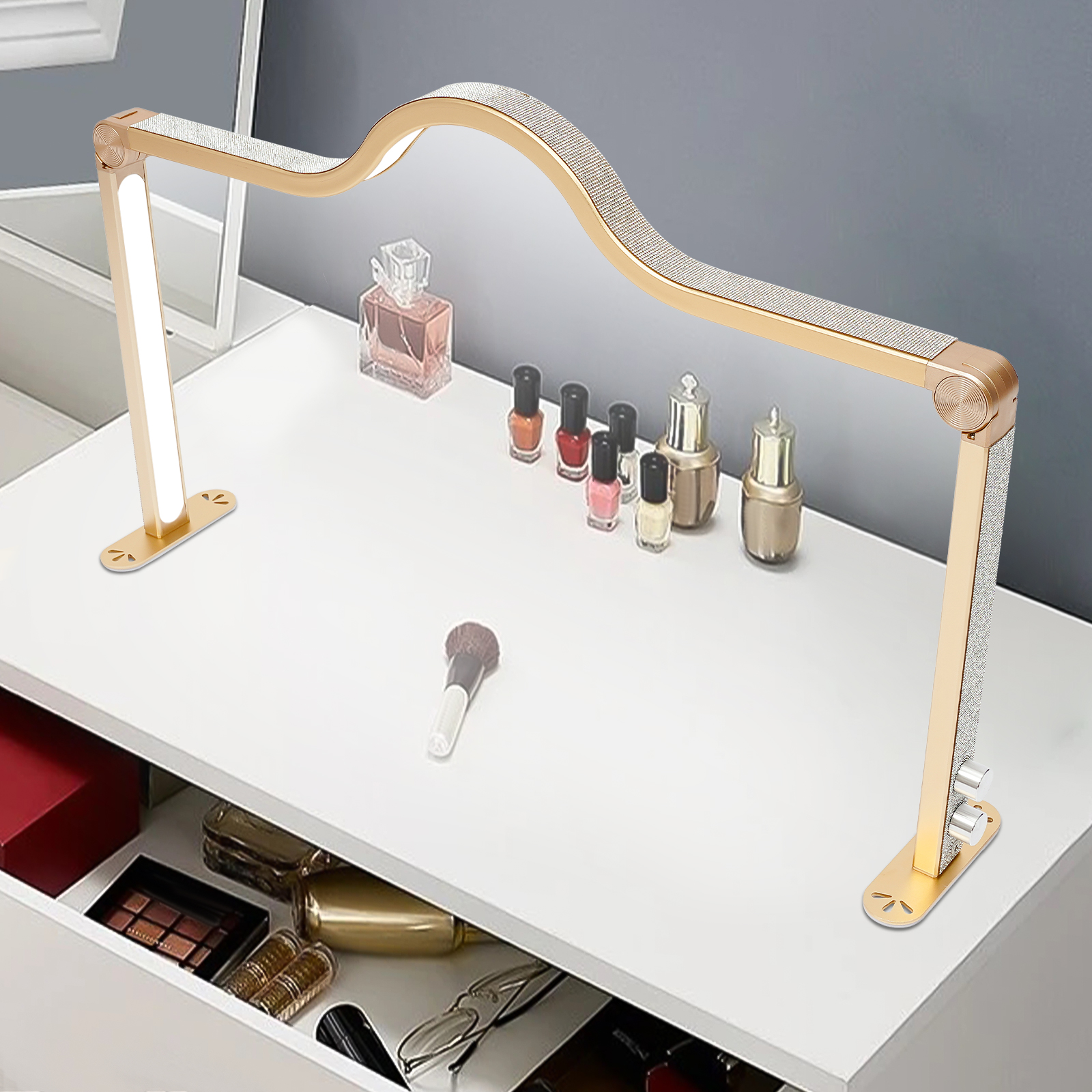Diamonds Decorated Nail Work L - Desk Setup Lighting のレビューと価格